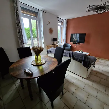 La Maison De Victoire 80 M2, Cour, Wc A L'etage Et Poele A Pellet Fourmies